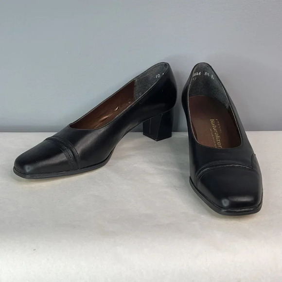 NATURALIZER Black Leather Square Toe Block Heel Pumps Parisian Size 8.5 Narrow - Picture 6 of 11